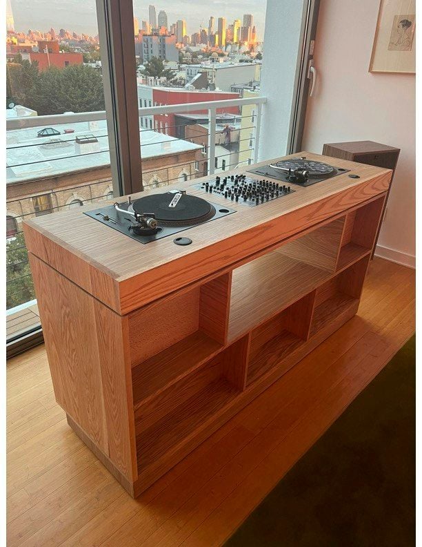 Custom Dj Booth 002 — view 2